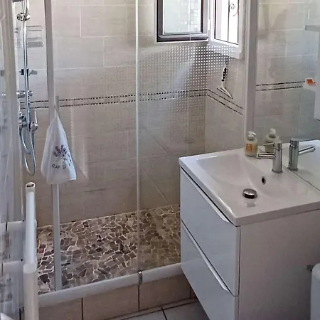 T2 Climatise Avec Mezzanine, Piscine Et Parking, Proche - - Fr-1-607-119 Apartment